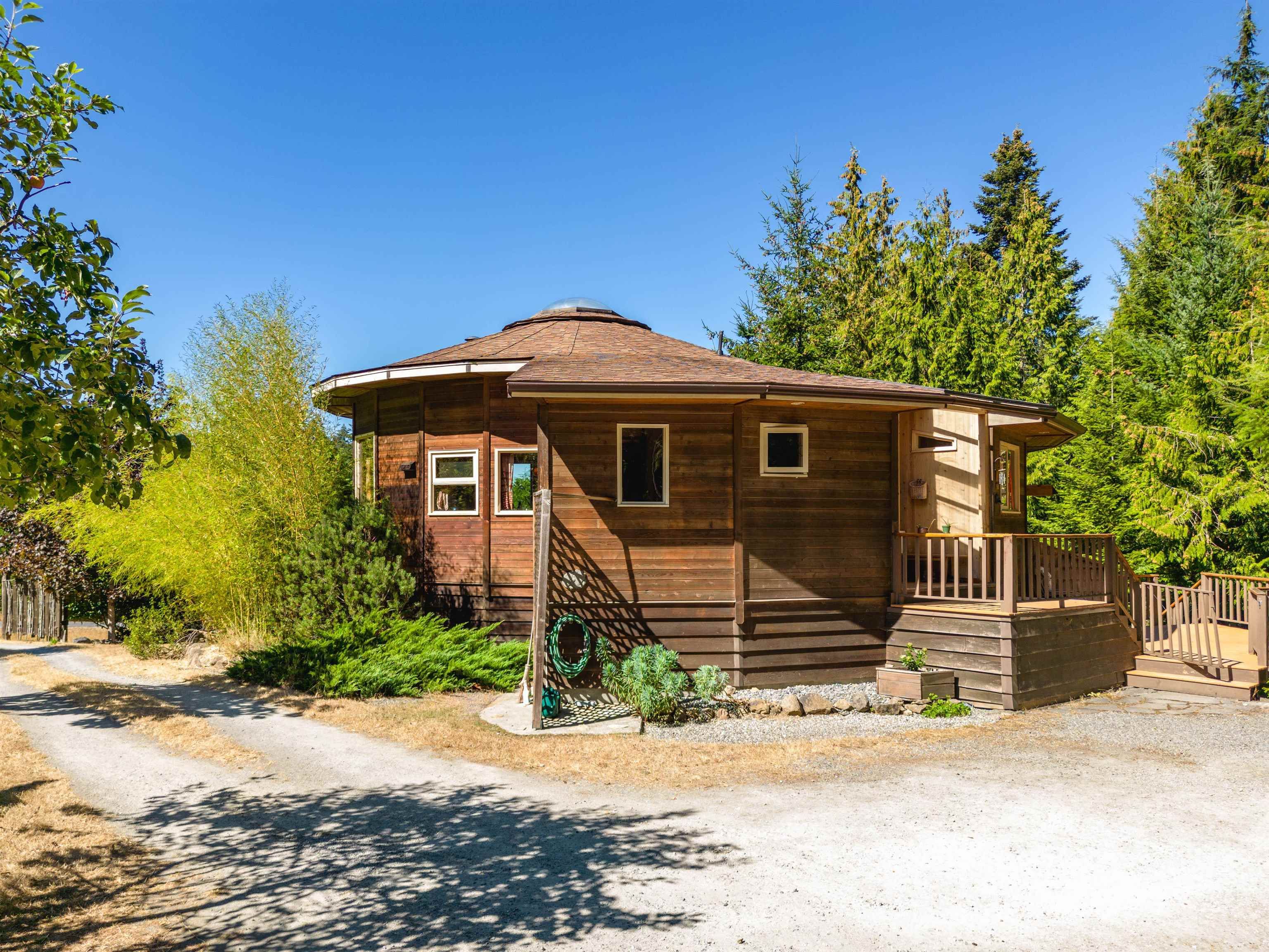 I have sold a property at 433 FELIX JACK RD in Mayne Island
